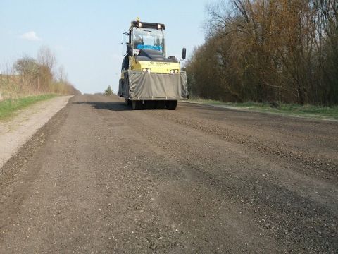На Львівщині розпочали ремонт міжнародної траси Львів-Шегині