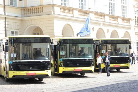Нові автобуси "Електрону" вже запустили на маршрути №3А та №16