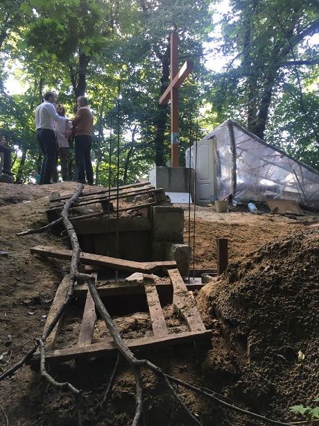 Самопроголошений єпископ влаштував самобуд церкви у підніжжі Високого замку