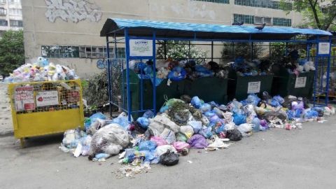 Найбільше переповнених сміттєвих майданчиків є на Сихові та у Шевченківському районі Львова