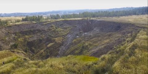 Львівська ОДА не бачить небезпеки поширення провалля у Стебнику