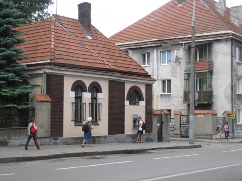 Частині мешканців Личаківського району Львова на день вимкнуть воду