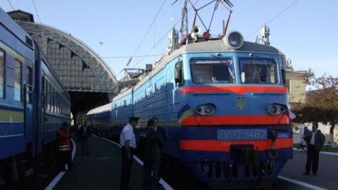 На Львівщині поїзд Львів-Київ насмерть збив людину