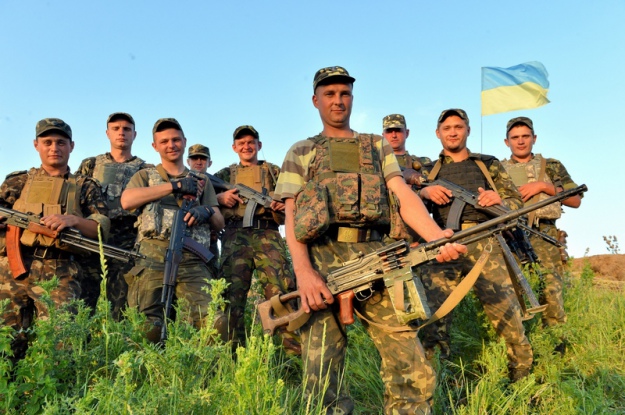 Двоє депутатів Львівської міськради пішли воювати добровольцями