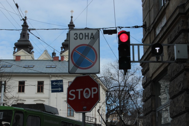 У Львові не працюватимуть світлофори на перехресті Сахарова – Вітовського – Коперника