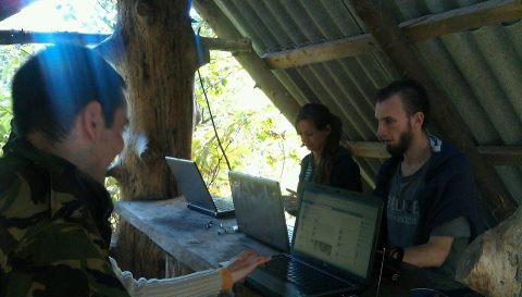Українські журналісти випробовують свої професійні здібності на горі Явірник біля Ужгороду