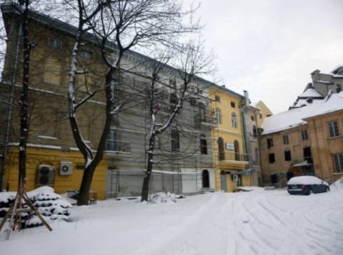 Львівська міськрада продає на аукціоні 7 приміщень