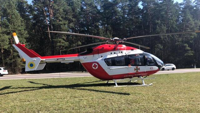 Гелікоптер аеромедиків тримають в Ягеллоні за 100 тисяч в місяць