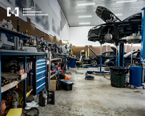 Директор львівського автосервісу ухилився від сплати податків на майже шість мільйонів гривень
