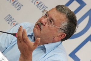 "Нам не потрібен проект Ющенко-2 на президентських виборах 2015 року", – Гриценко