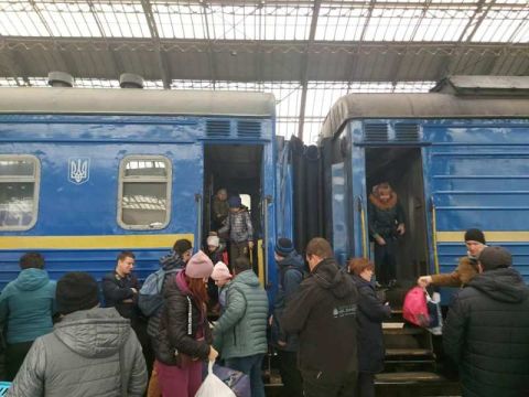 На Львівщині за добу прийняли 2500 переселенців