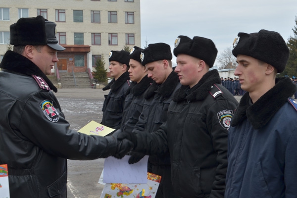 У лютому військовослужбовцям підвищать зарплату на 20%