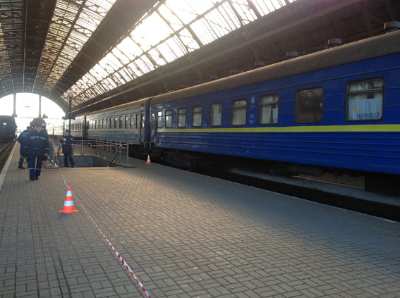 У потяг Київ-Львів невідомий підкинув гранату - пасажири були евакуйовані