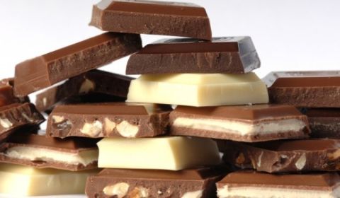 На Яворівщині злодії викрали з магазину 5000 гривень та 6 шоколадок