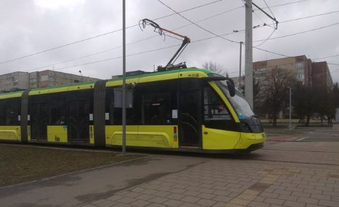 Садовий виділив більше 22 мільйони гривень на електротранспорт Львова