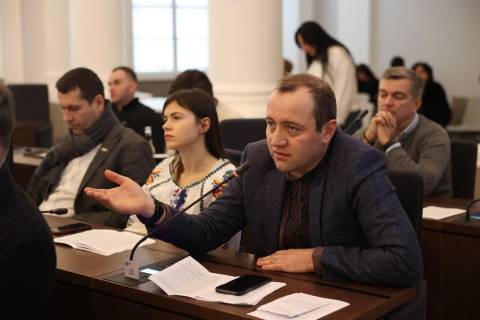 Депутат Троць володіє трьома іномарками