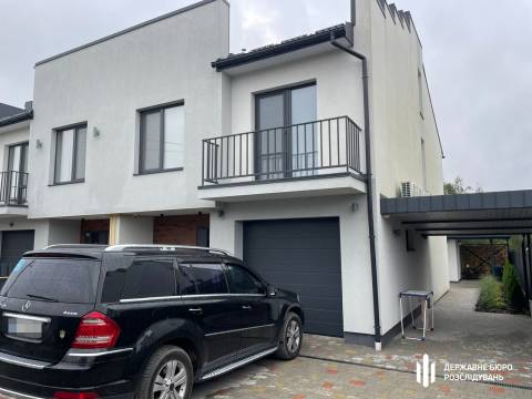 Заступник начальника Львівського ТЦК приховав у декларації будинок й землю на понад шість мільйонів гривень