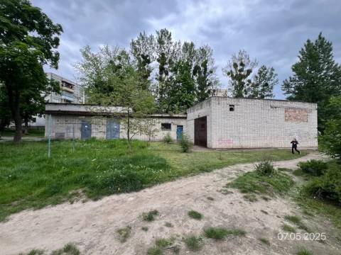 На Богдана Грінченка за мільйон гривень продають нежитлове приміщення