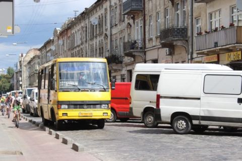 На Львівщині пільговиків возитимуть безкоштовно до 1 липня