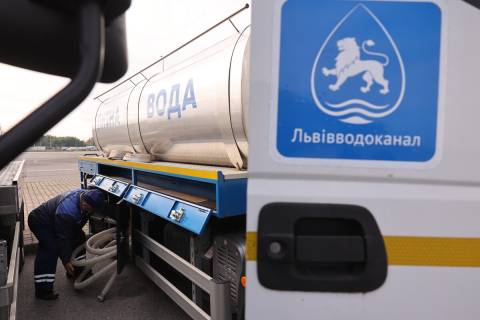 У Львові склали перелік локацій, де можна набрати воду при відсутності централізованого водопостачання
