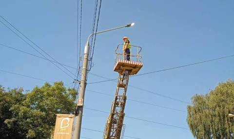 На Пасічній замінили вуличні світильники на економні Led-лампи