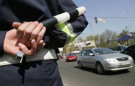 У Львові затримали авто з перебитими номерами агрегатів