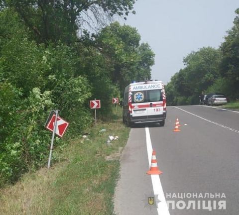 У Червоноградському районі через ДТП мотоцикліст потрапив у реанімацію