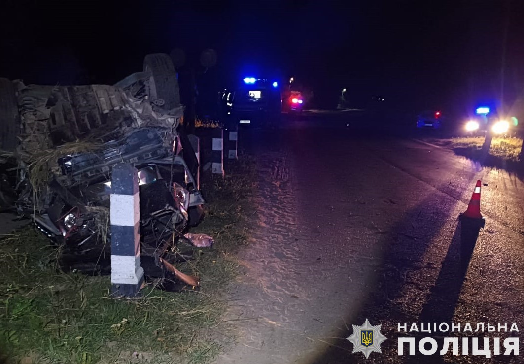 На Львівщині за добу у ДТП загинули мотоцикліст та водій легковика