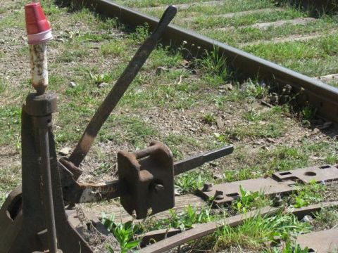 На Львівщині вантажний поїзд насмерть збив людину