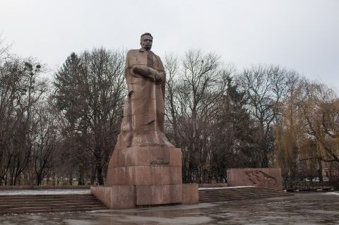 На Львівщині вандали відрізали руку пам'ятника Франку