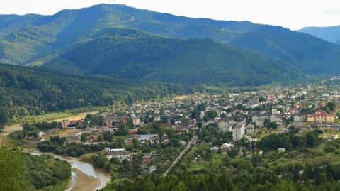 Черги переселенців за довідками – наслідок технічного косяка від Мінсоцполітики