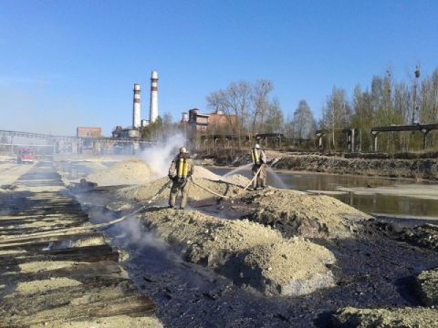 У Новому Роздолі загорілася сірка