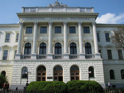 Керівництво львівського "Політеху" роками грабувало студентів і викладачів, – нардеп