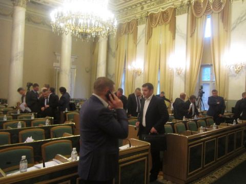 Львівська обласна рада взяла несподіваний тайм-аут