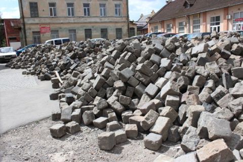 У липні Садовий виділив Львівавтодору 20 мільйонів на ремонт доріг у Львові