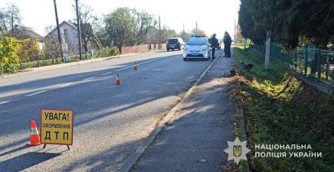 На Дрогобиччині п'яний водій Volkswagen Golf на смерть збив велосипедиста