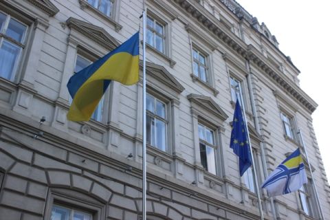 Львівська облрада до вересня збирає документи від претендентів на премію Бандери