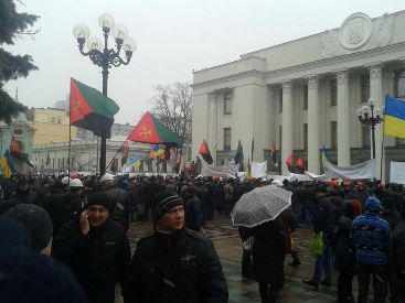 Львівські шахтарі проводять акції протесту у Києві та Червонограді