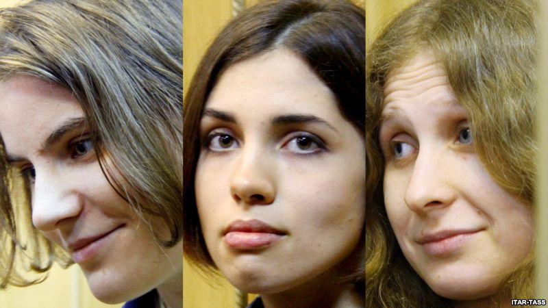 Учасниці Pussy Riot отримали по 2 роки колонії за хуліганство