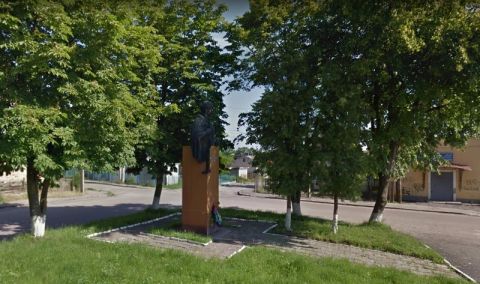 Міськрада Дрогобича звернеться до Інституту нацпам’яті щодо пам'ятника Геврику
