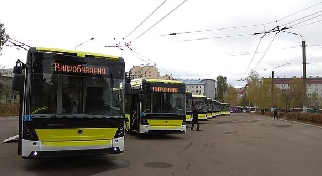 У Львові тестують перші 10 тролейбусів Елетрон