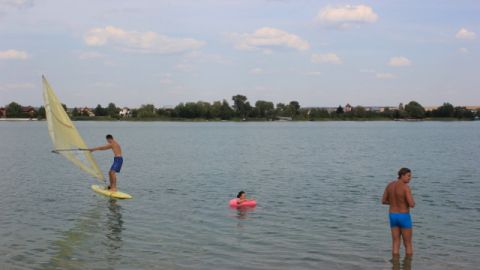 У Миколаєві урегулювали проблему парканів на озері Задорожнє