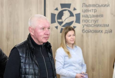 Депутат Моравецький з дружиною торік продали Suzuki та Lexus