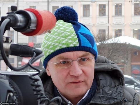 У лютому Садовий отримав більше 10 тисяч за високі досягнення у праці