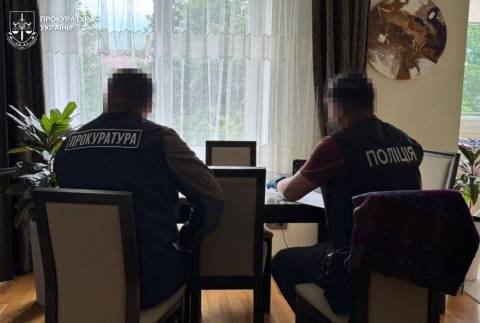 Експосадовиці Дрогобицької РДА незаконно оформили своїм родичам соцвиплати на понад 40 мільйонів гривень