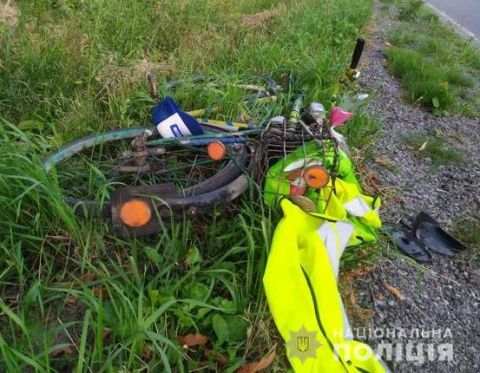 На трасі Стрий – Нижинковичі п'яний водій легковика насмерть збив велосипедиста