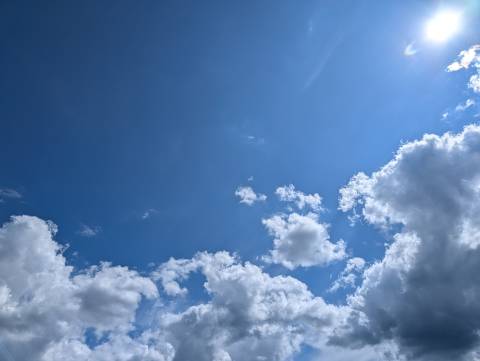 Російські окупанти випустили по Україні майже 120 ракет та безпілотників