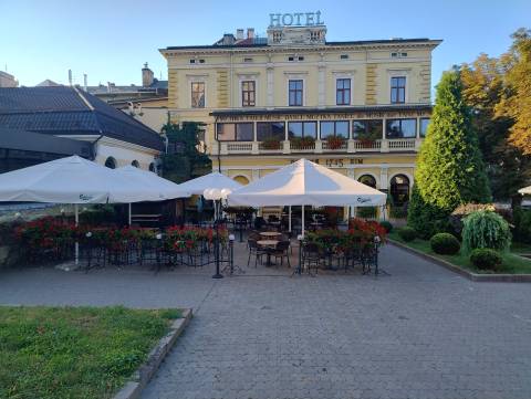 Власник Віденської кав’ярні через недбалість чиновників жодного разу не платив орендної плати за землю