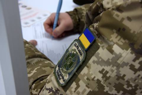 На кордоні з Польщею – черги з 75 авто