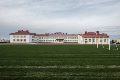 У Суховолі відкрили школу на 500 учнів